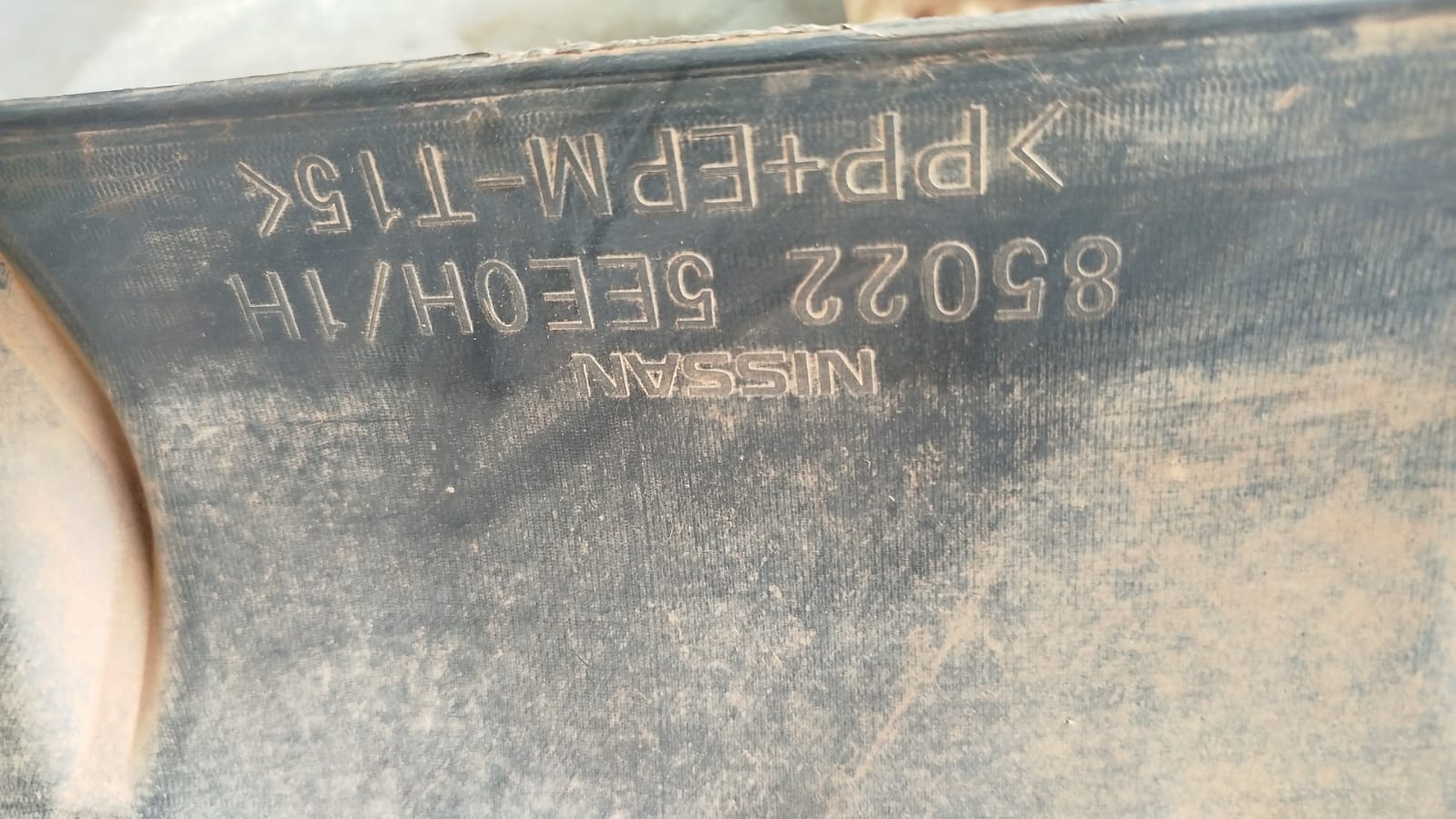 Para-choque Traseiro Nissan Versa 2021/ 2022/ 2023/ 2024 - 850228EE0H